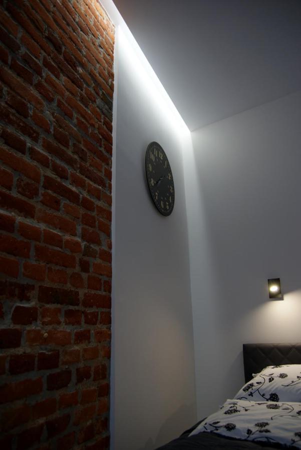 Charming Apartment In The City Centre, Lodz Buitenkant foto
